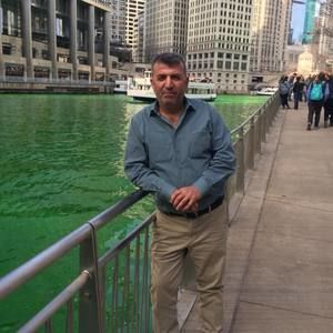 Meet your Posher, Elias